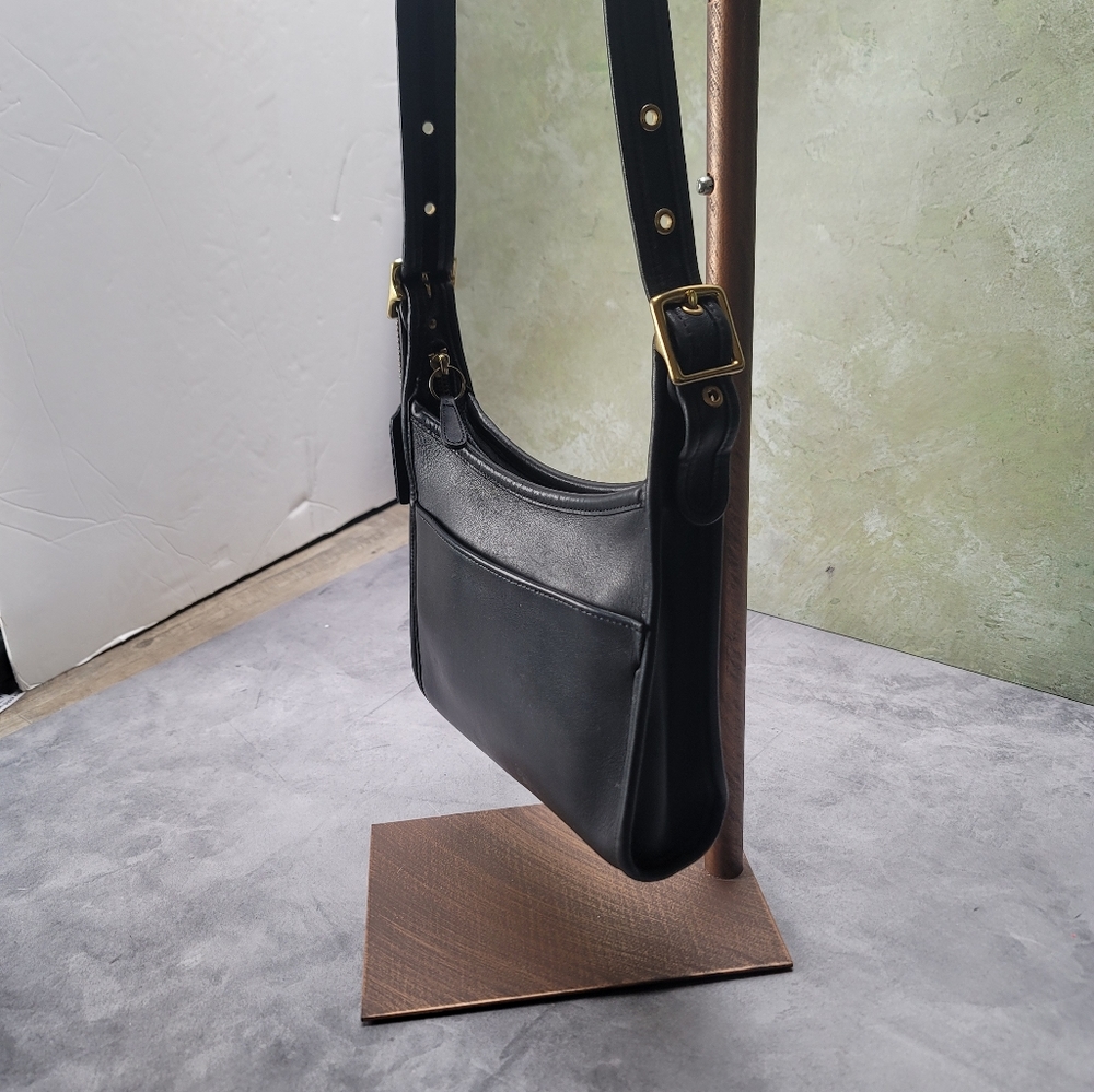 Coach Vintage Legacy Zip Bag 1999 - Picture 7 of 15